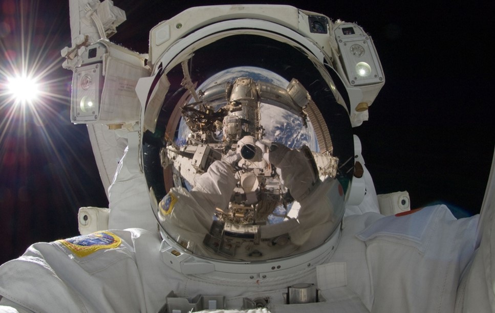 Inzpire’s Space Division provides practical and theoretical space training to both the military and civil sector