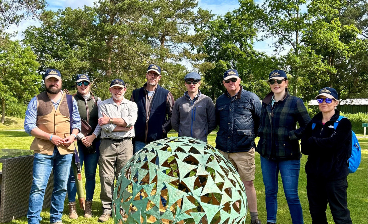 Team clay pigeon shooting