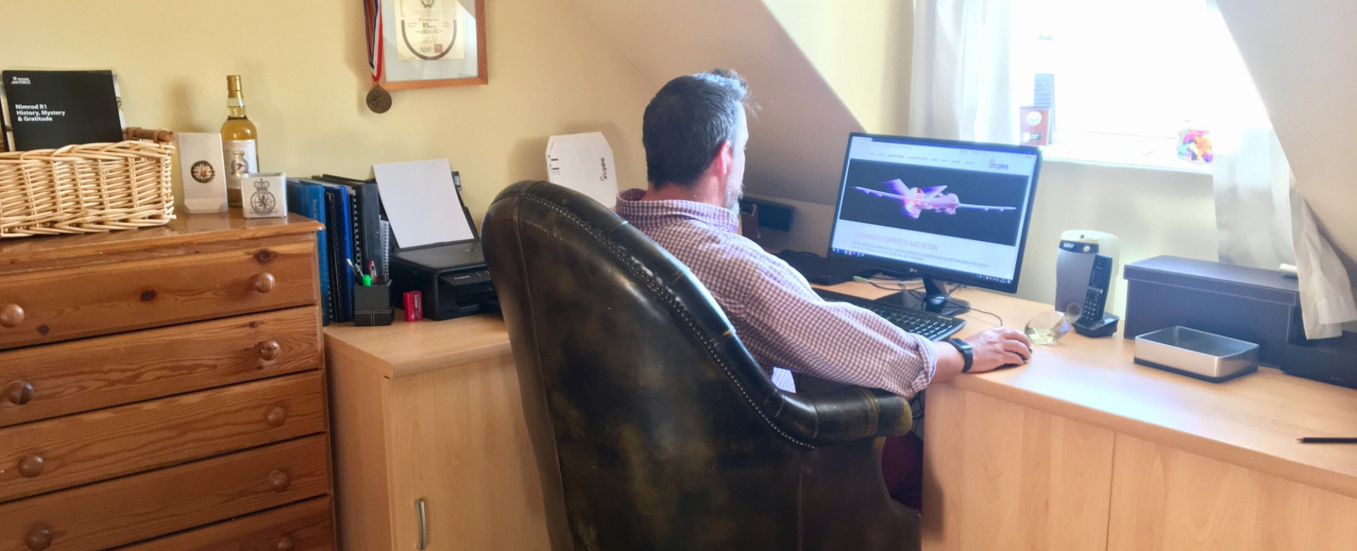 What a gig! Must be a cushty number? Jeremy Kyle, Bargain Hunt, Judge Judy and DAVE’S  ceaseless re-runs of Top Gear – you must get to watch them all, every day?